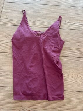 Women's V-Neck Spaghetti Strap Camisole in Mauve